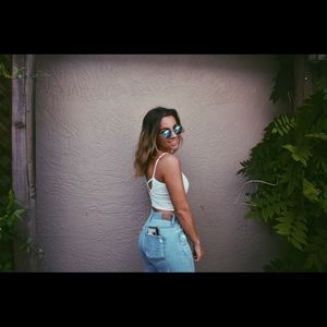 Meet your Posher, Valen